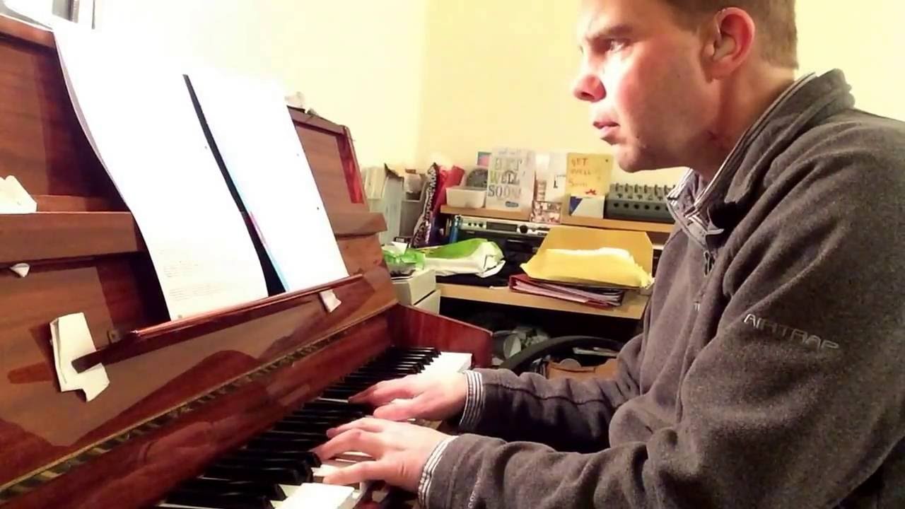I'm sorry (Robert Sinclair c 2016) - Robert Sinclair on piano