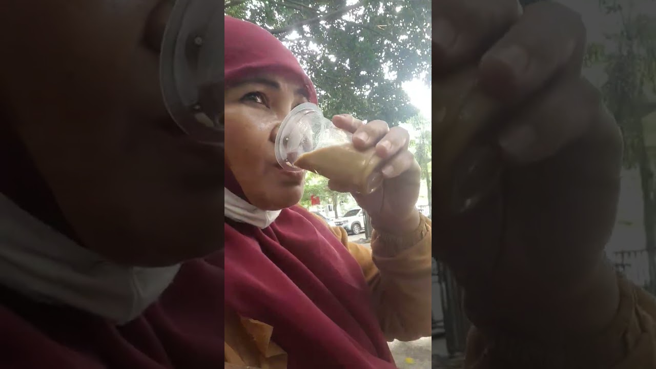 lagi ngopi
