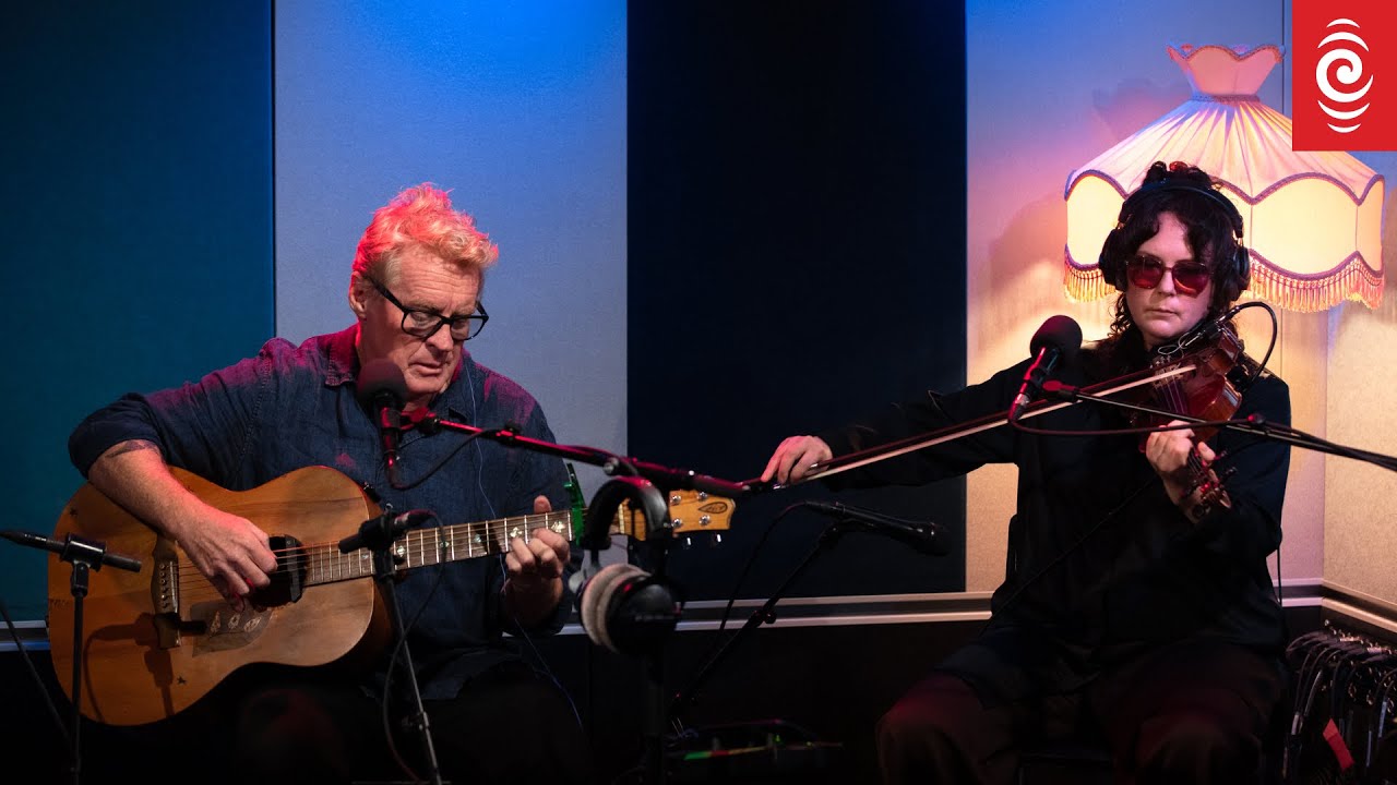Don McGlashan - Anchor Me (Live at RNZ)