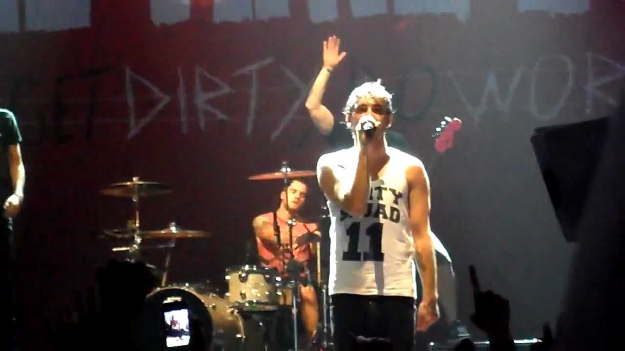 Dear Maria, Count Me In - All Time Low (Live in Manila)