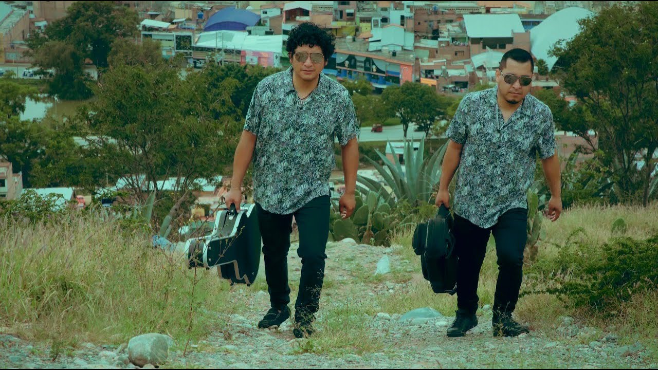 Los Bravos del Perú / Noche triste / vídeo oficial 4k / Tarpuy Producciones