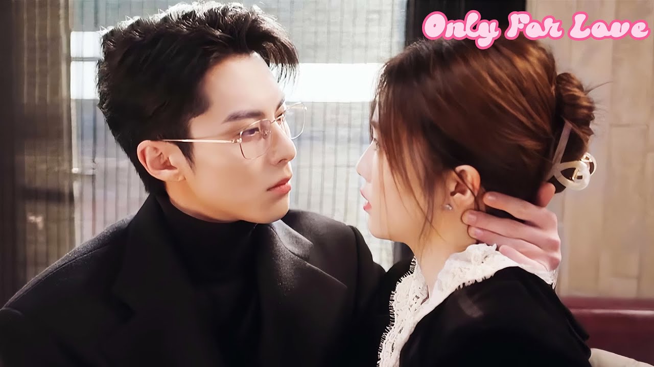 The girl was framed by a scheming woman. The CEO protect his wife and immediatel kiss her!！💕💕