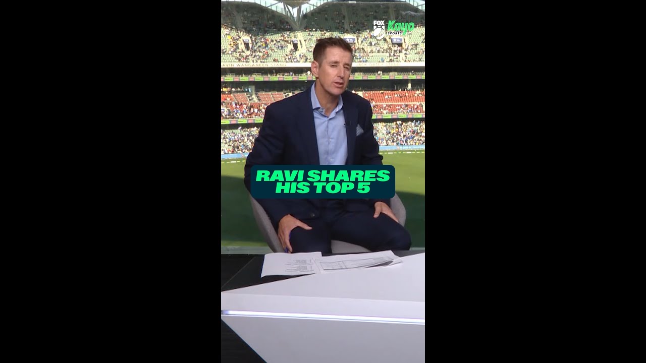 Ravi Shastri shares his top 5 Indian ODI players. Do you agree? 🤔👀