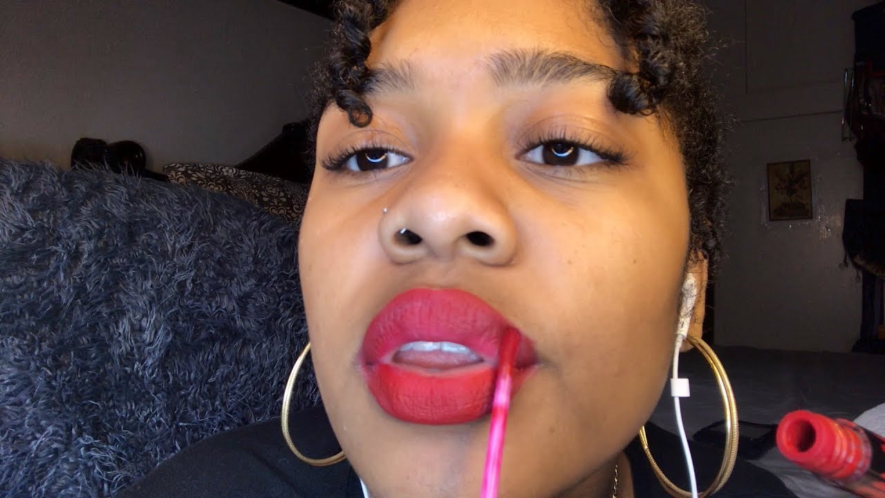 ASMR- Lipstick Application (1 EXTRA TRIGGER PER LIPSTICK)  💄