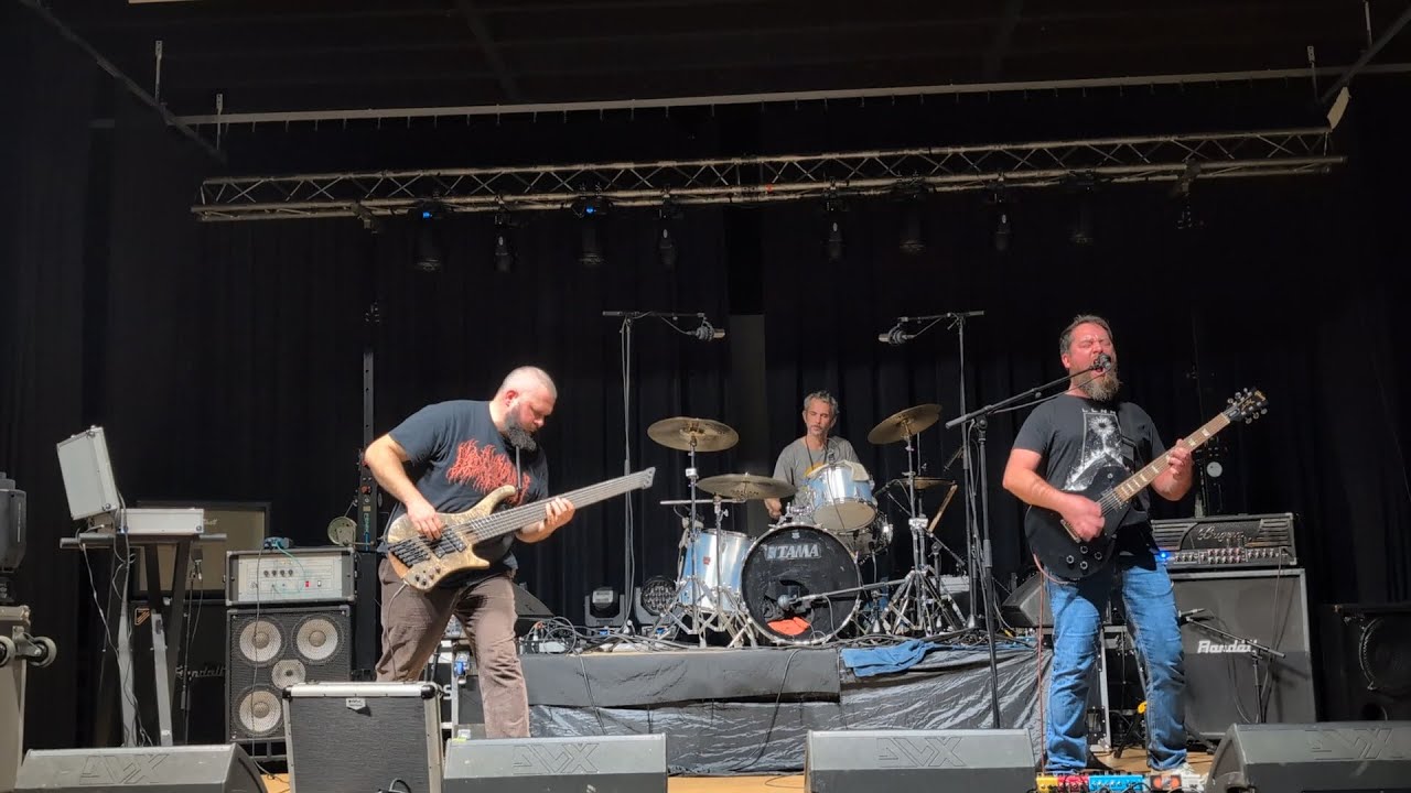 Sastruggi : titres en description [Live Heavy Metal Breizh (Pluméliau-56) - samedi 24 janvier 2026