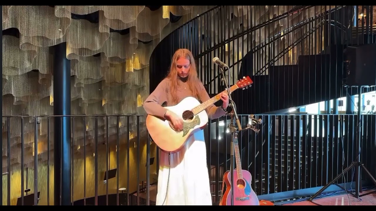 Barricaded-Poppy Serenity (Live at Swansea Arena Coffee shop sessions)