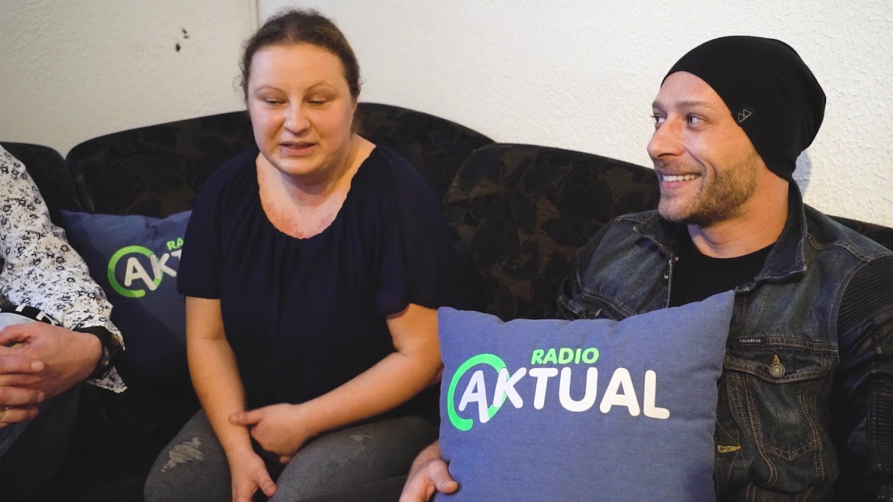 'AKTUALOVE ZVEZDE PRI TEBI DOMA' IN GRUPA VIGOR
