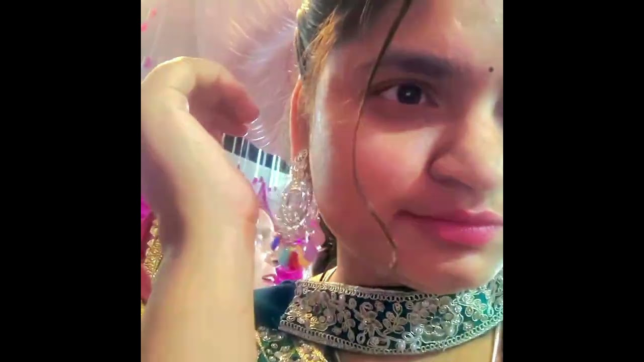 Shaadi mein bahut enjoy Kiya 😅😂🎀👍🏻