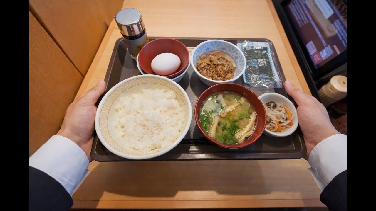 The Breakfast of Japanese Salaryman | $3 Breakfast at Sukiya