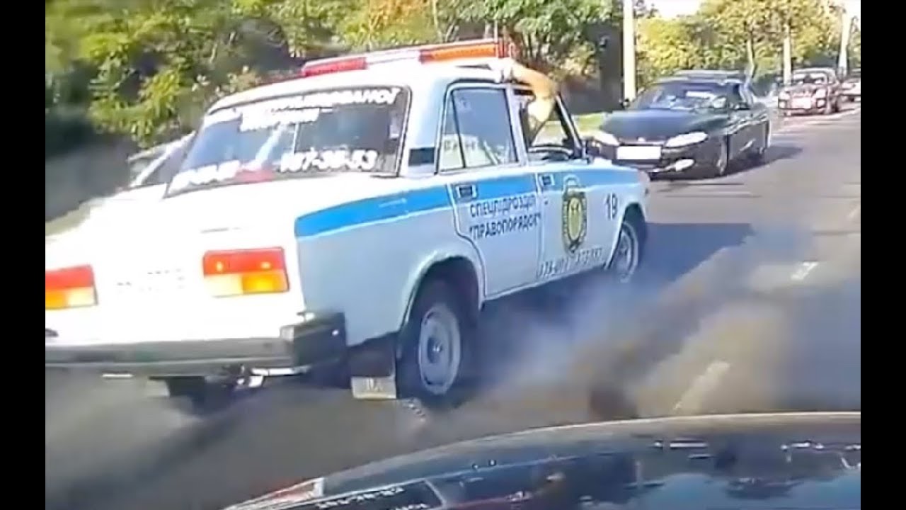 Russian Police Dash Cam Crash and Fail Compilation Video - March 16, 2018
