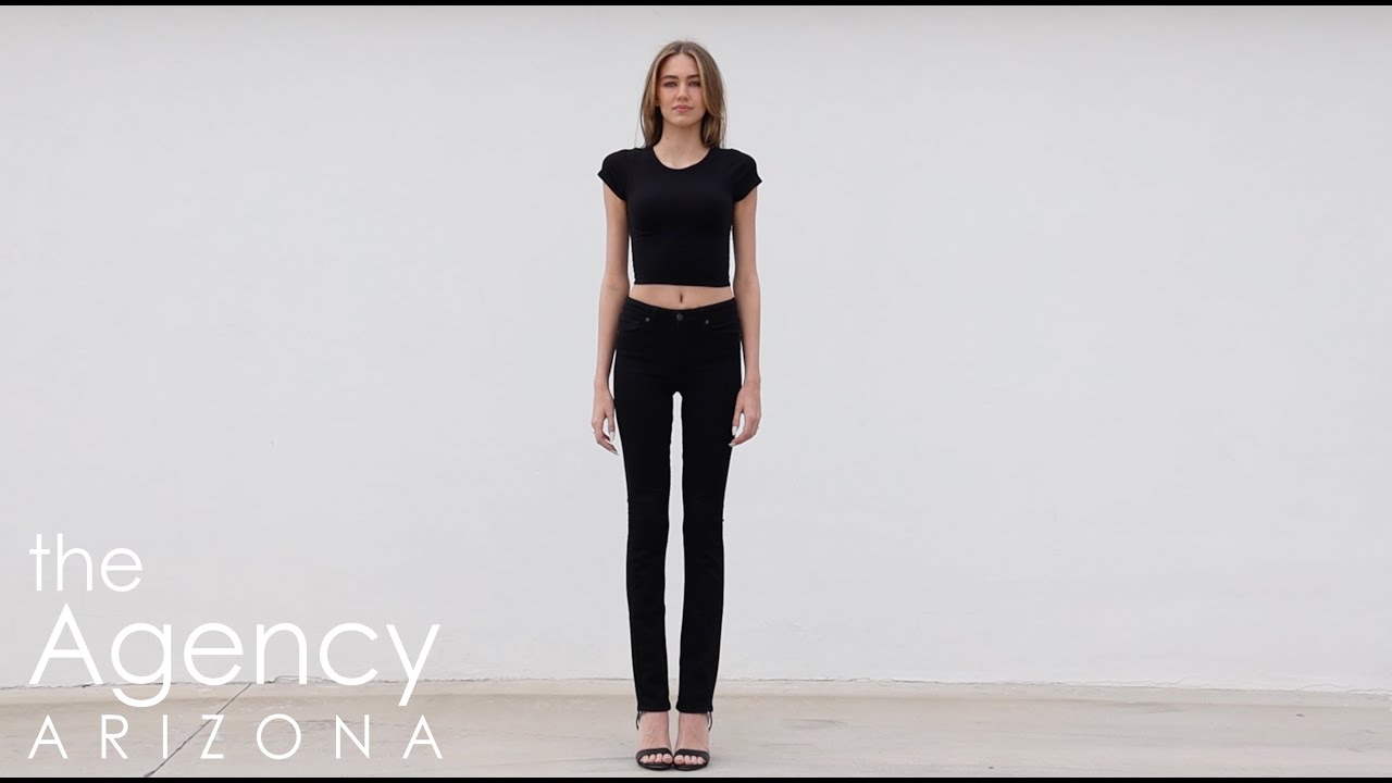How To | Walk Like a Model in Under a Minute