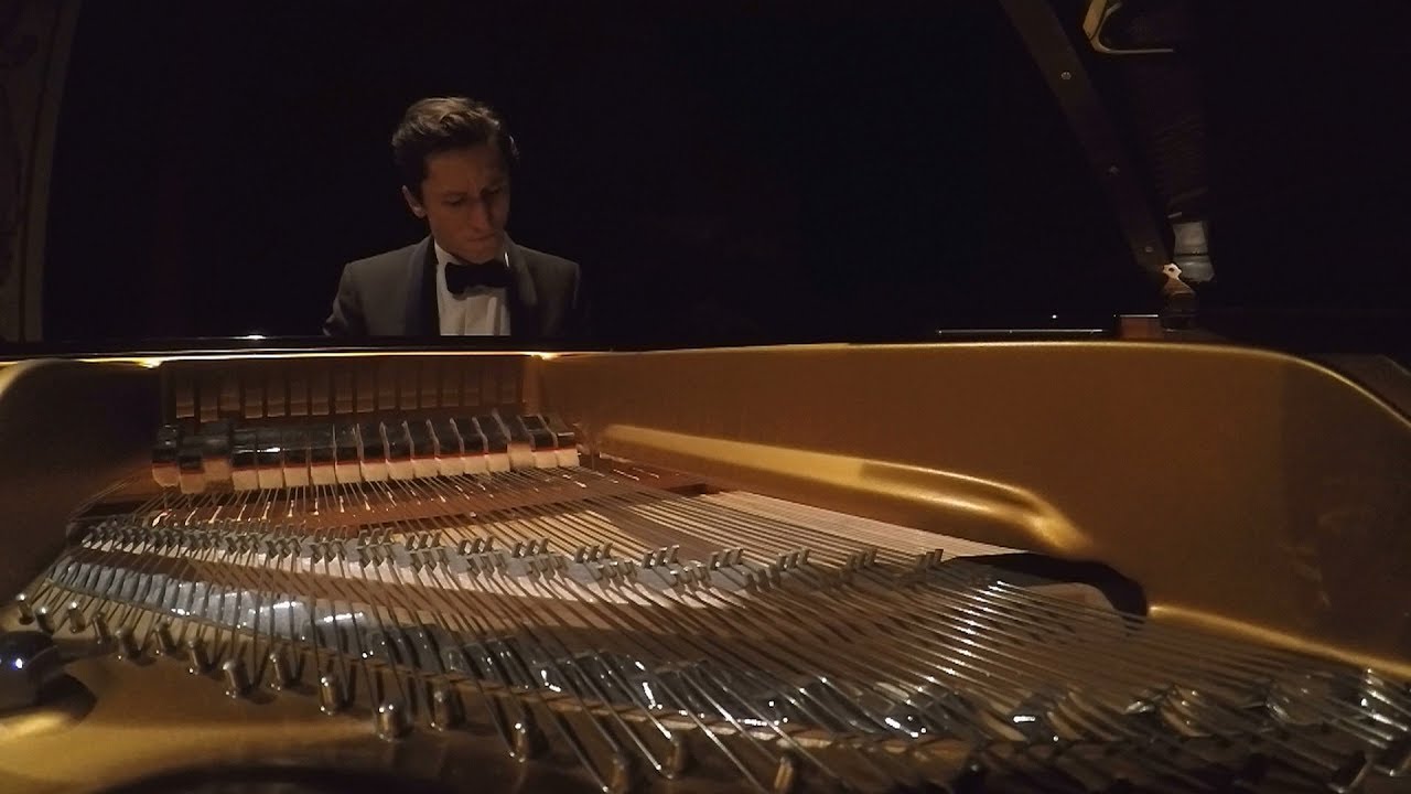 Alexander Romanovsky al Teatro Rossetti di Vasto