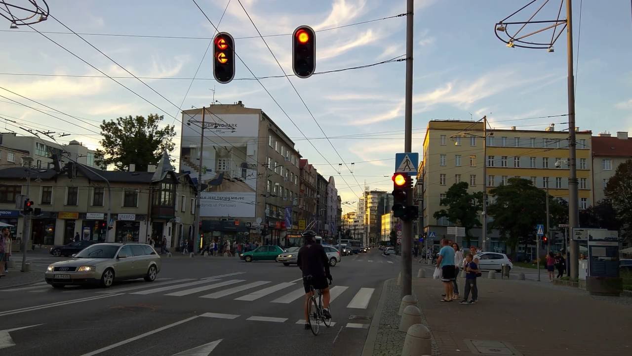 Gdynia, Poland (4) traffic lights with green arrow to the right (no priority)