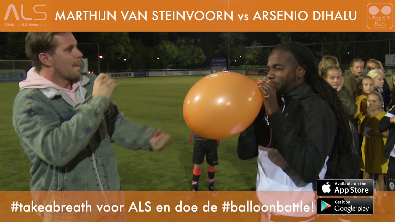 Ponker Marthijn in een knallende balloon battle met Arsenio #TakeABreath
