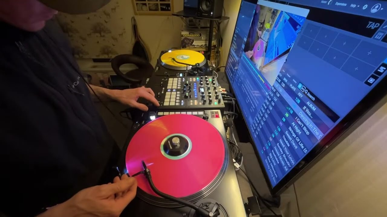 Vinyl Only Deep & Garage House Music Grooves, Live DJ Mix, Rane Seventy & Reloop RP8000Mk2