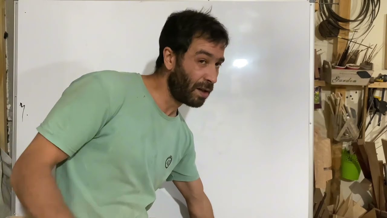 1ere vidéo L’outillage et matériaux les plus basiques pour réaliser une mandole