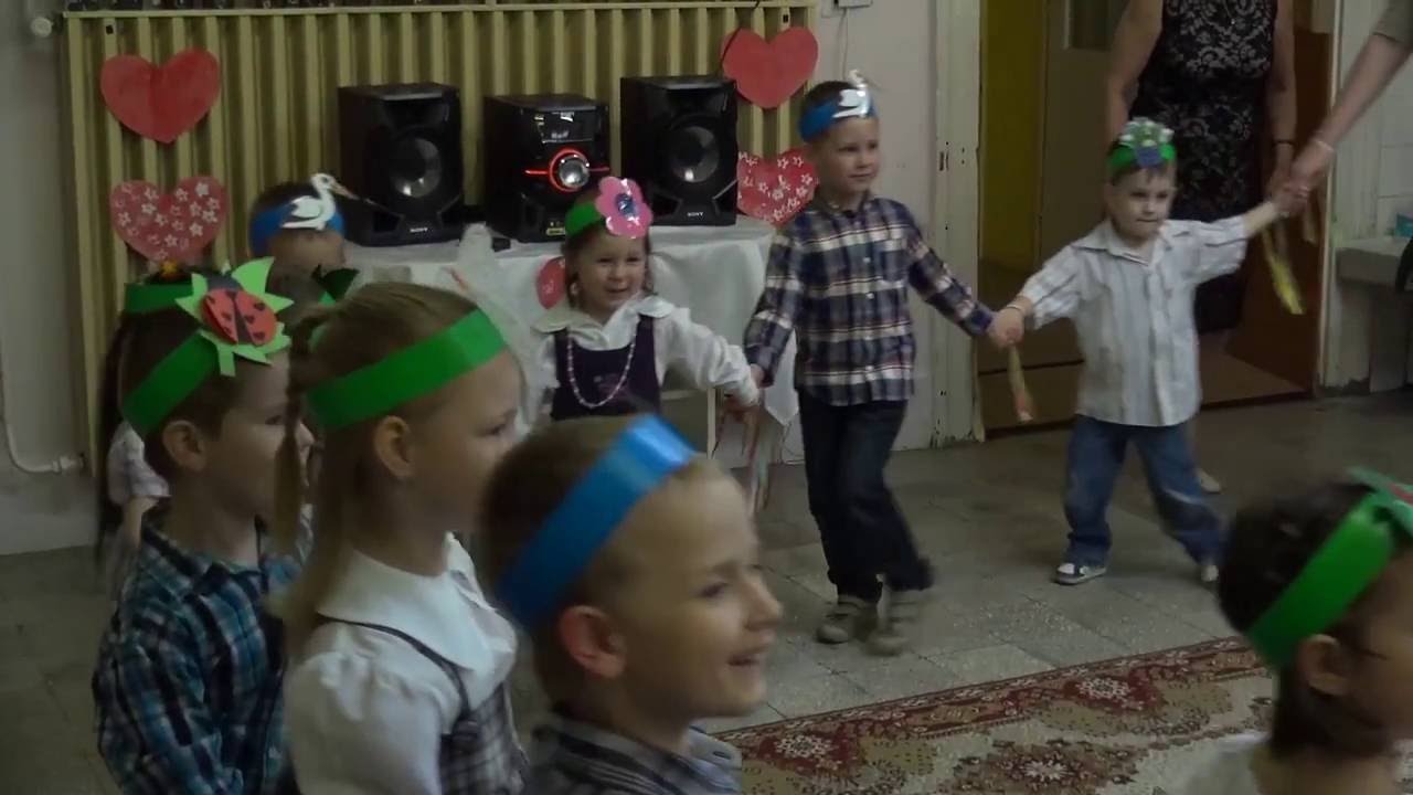 Kurca-parti Óvoda anyák napja - Mazsola kiscsoport (2016)