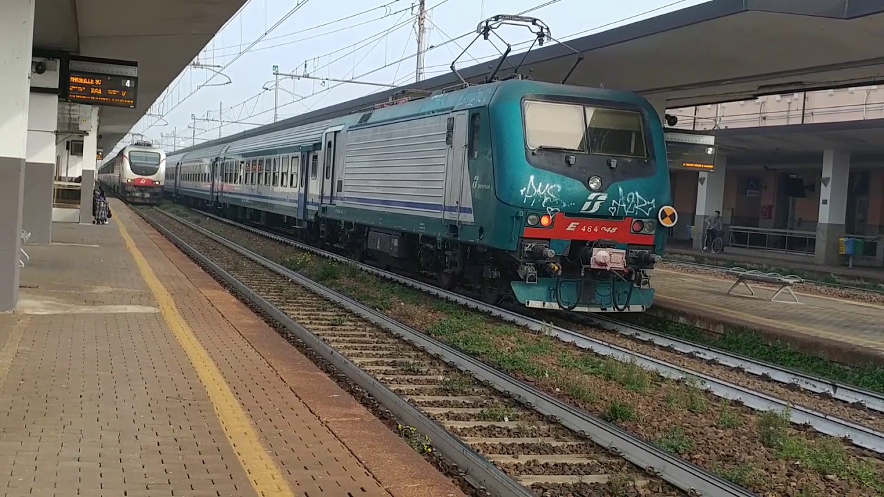Treni in transito stazione di Voghera E464 , E402B , E652 ...20 ottobre 2017