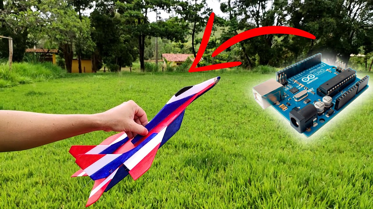 Como fazer um Avião de Controle Remoto DIY RC Caça MiG 29 com bandeja de isopor e Arduino