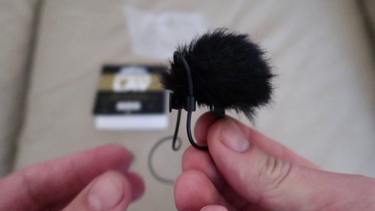 RODE MINIFUR-LAV Artificial Fur Wind Shield - Black Unboxing
