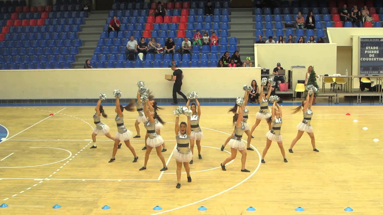 Fire cheerleaders Sénior Cheerdancing