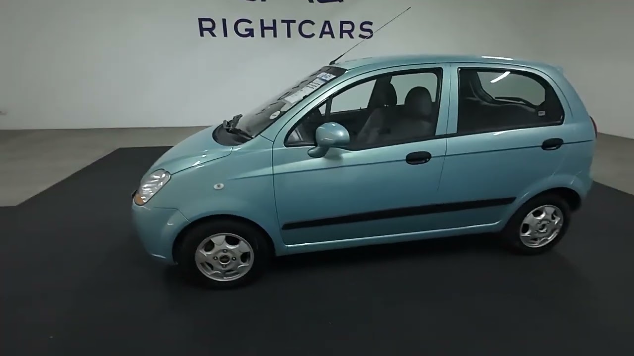 Chevrolet Spark Lite 1.0 LS 2010 года выпуска