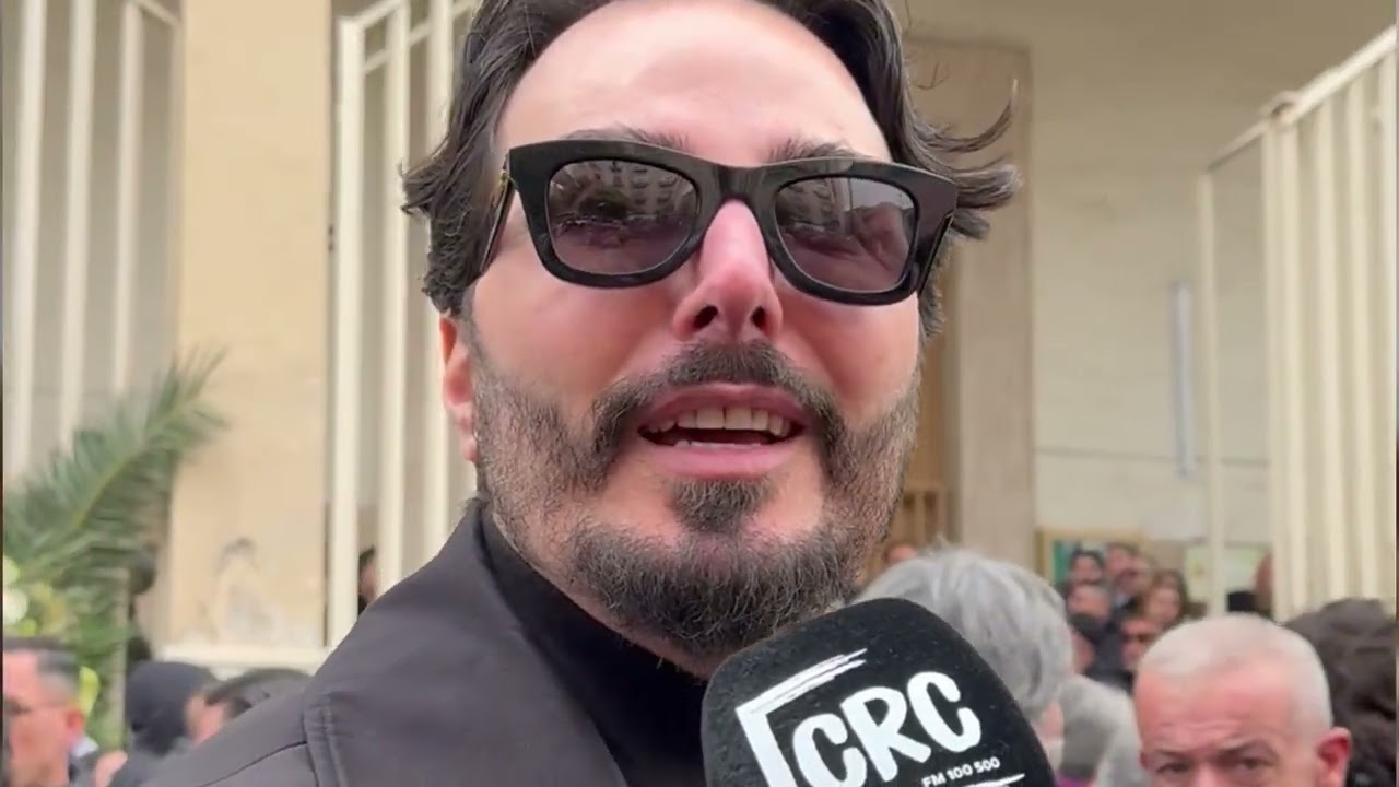 #NAPOLI SI UNISCE PER SALUTARE IL MAESTRO VINCENZO D'AGOSTINO | #VincenzoDAgostino