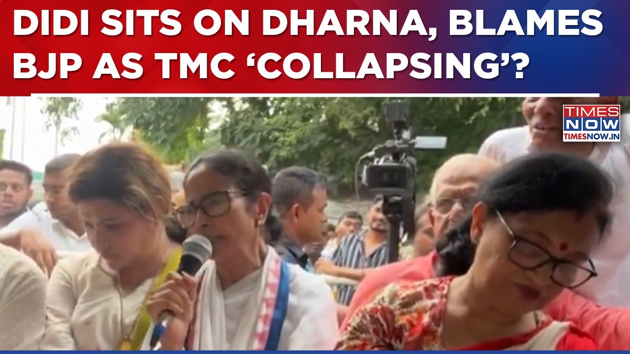 TMC On Verge Of Breakup? Mamata Banerjee Sits In Protest On Bengal Street, Blames BJP For Chaos