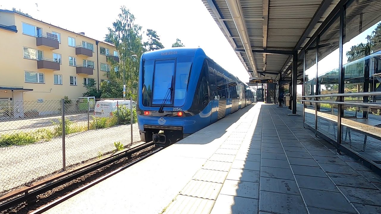 T-Centralen to Skärmarbrink, SL  metro / Tunnelbanan Stockholm, Sweden