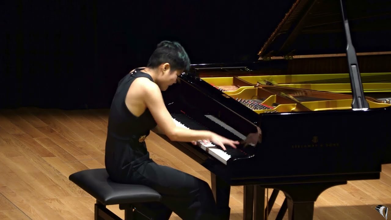 ALLEGRO DE CONCIERTO DE GRANADOS.                17 años.