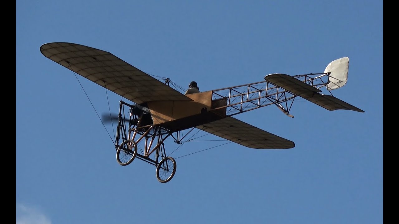 4K | World's Oldest Flying Aeroplane | Blériot XI ( 1909 ) at Sanicole 2017