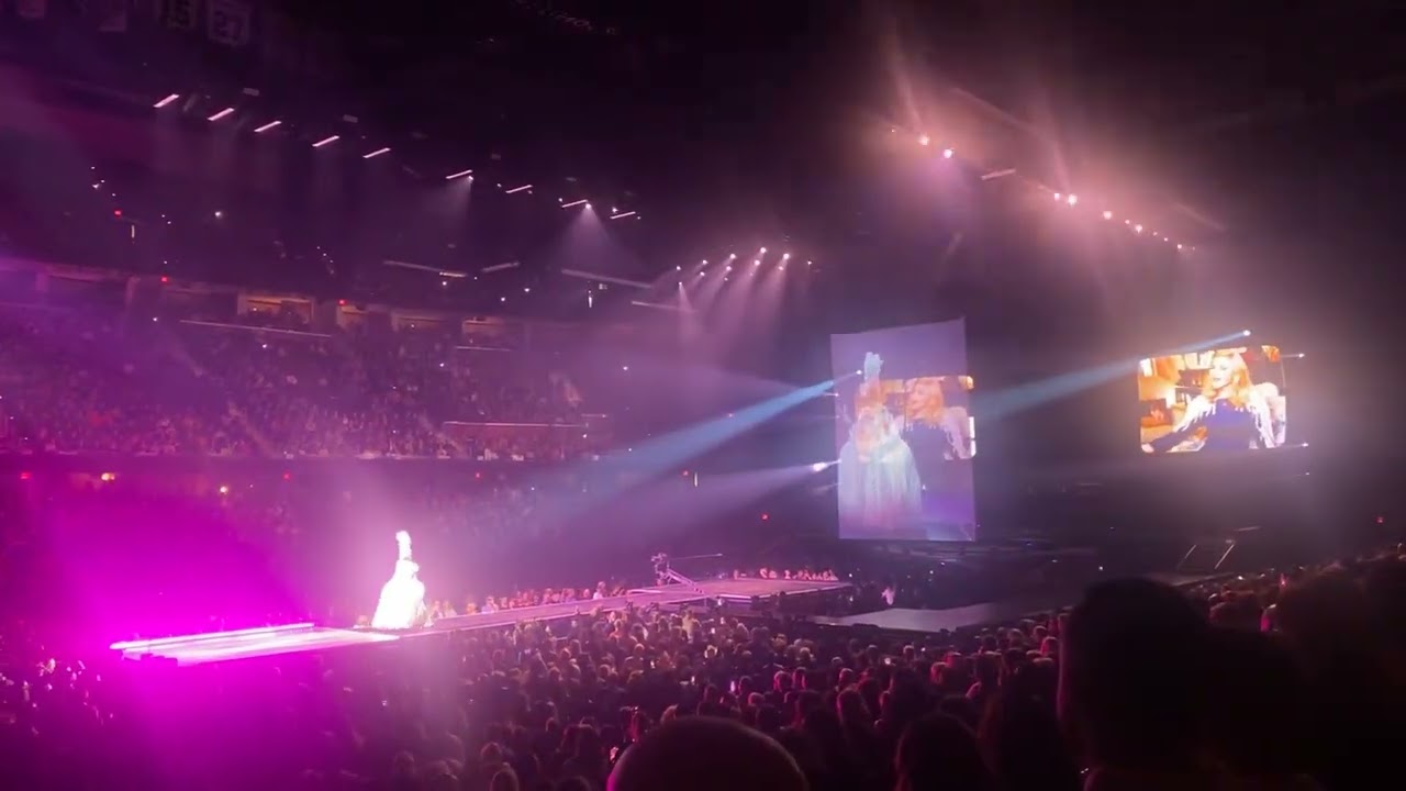 Bob the Drag Queen • Celebration Tour intro live 