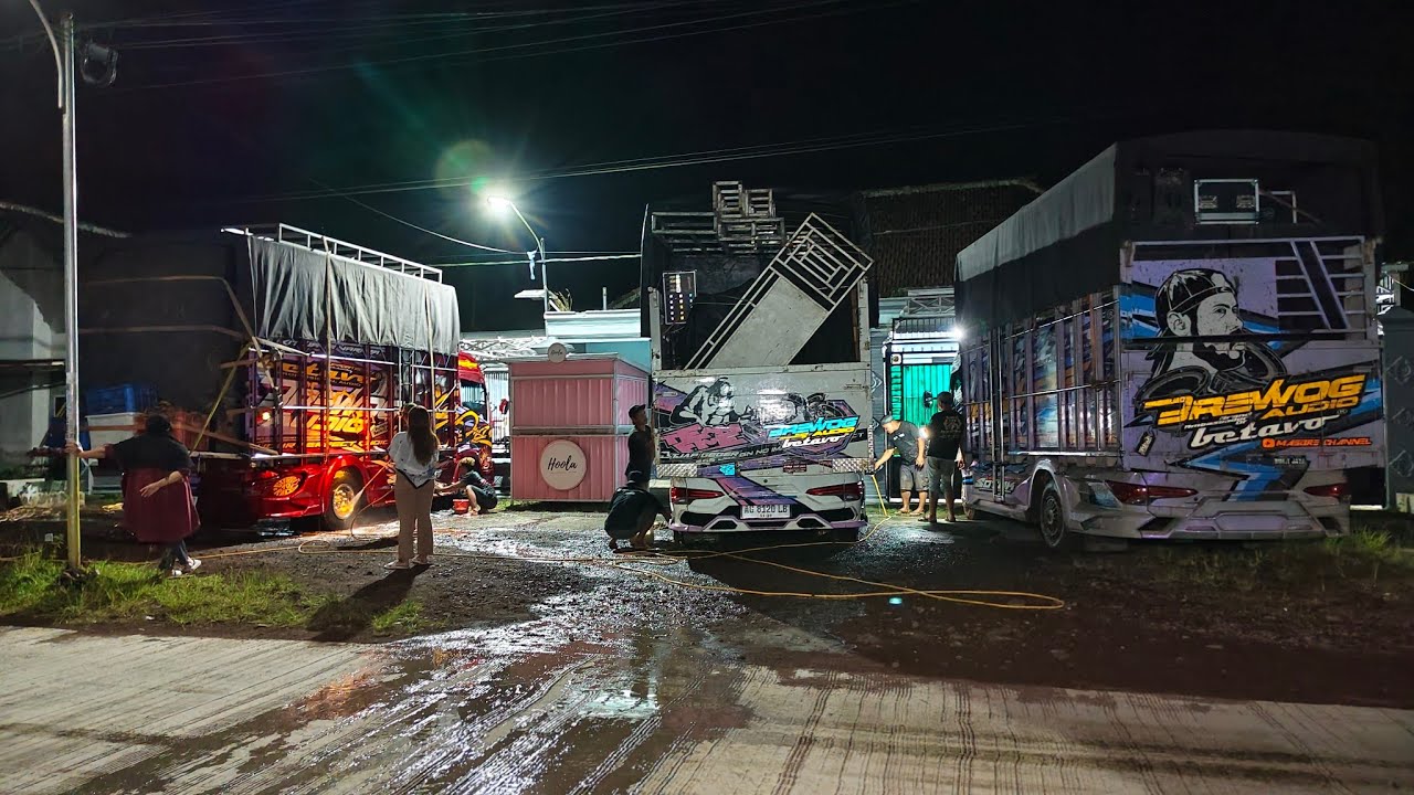 TRIO TRUK BREWOG AUDIO HABIS KELUAR LAPANGAN LANGSUNG CUCI BARENG ALL CREW LOSS WESS