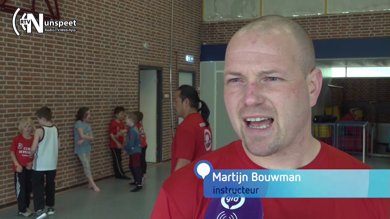 Kinderen leren zelfverdediging om pesters te weren