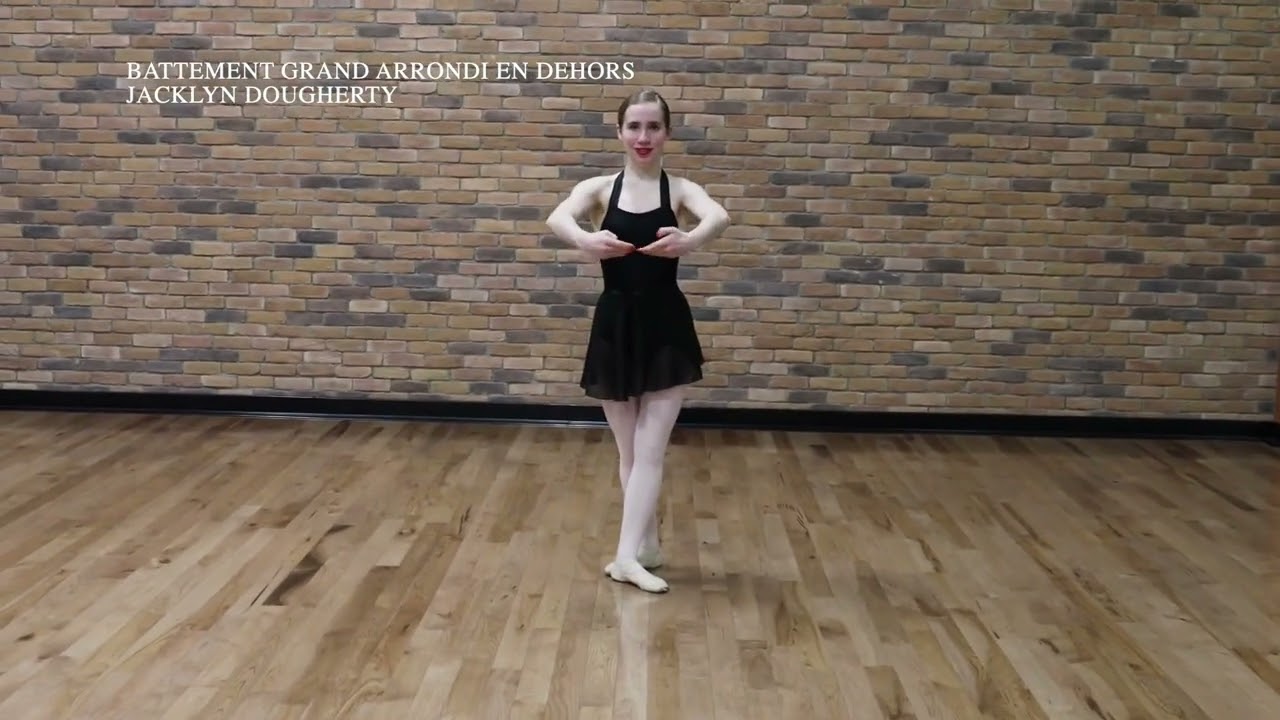 BATTEMENT GRAND ARRONDI EN DEHORS JACKLYN DOUGHERTY #battement #grandarrondi #endehors #ballet