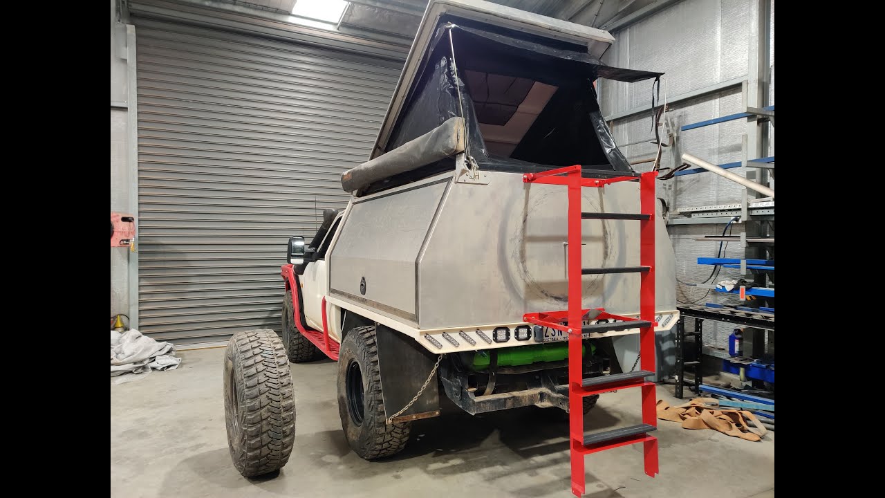 CUSTOM Rear Ladder for Aluminium Canopy