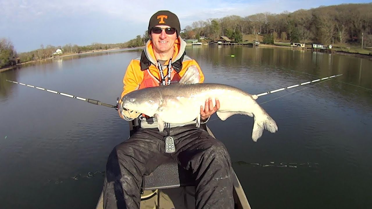 Winter Kayak Catfishing: Trolling for Catfish with Planer Boards
