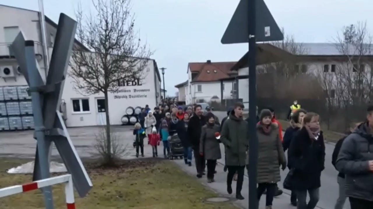 Bad Kötzting spaziert für Freiheit | Bayern
