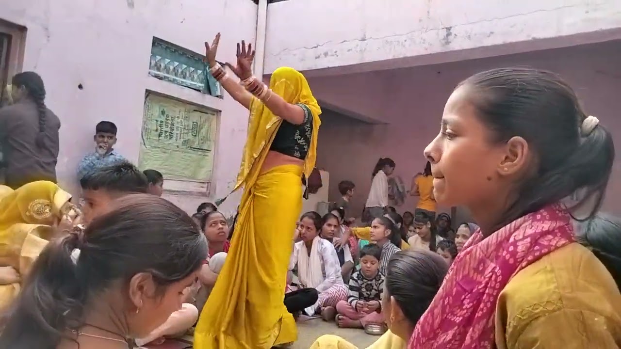 बन में बोली कोयलिया हमने पाली कारी भीलया||new geet Hansi majak ke geet Ban mein boli koyaliya||#nach