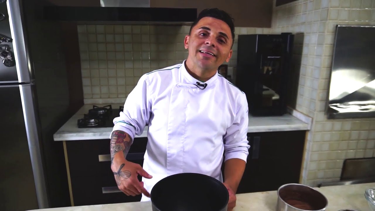Bolo Chiffon Perfeito - Passo a Passo - Chef Vinicius Coutinho