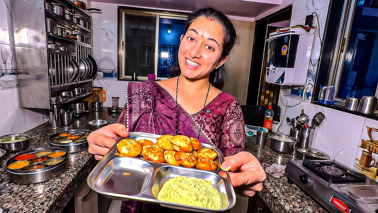Dhanvi ki mummy ne banaye Suji k Appe 😍🤤