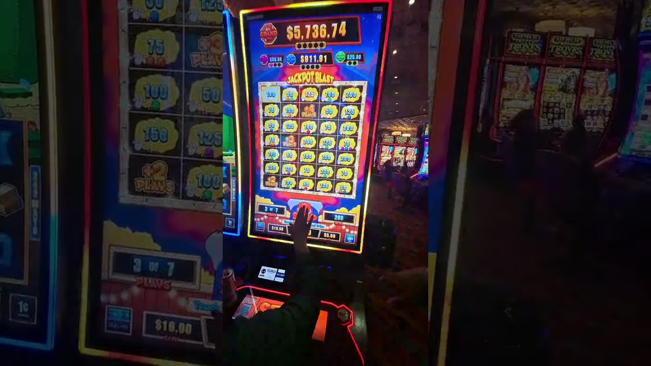 Apparently the slot machines got the memo it was my Bday bcuz I KEPT WINNING!🤣 💸💸 #fypシ #casino