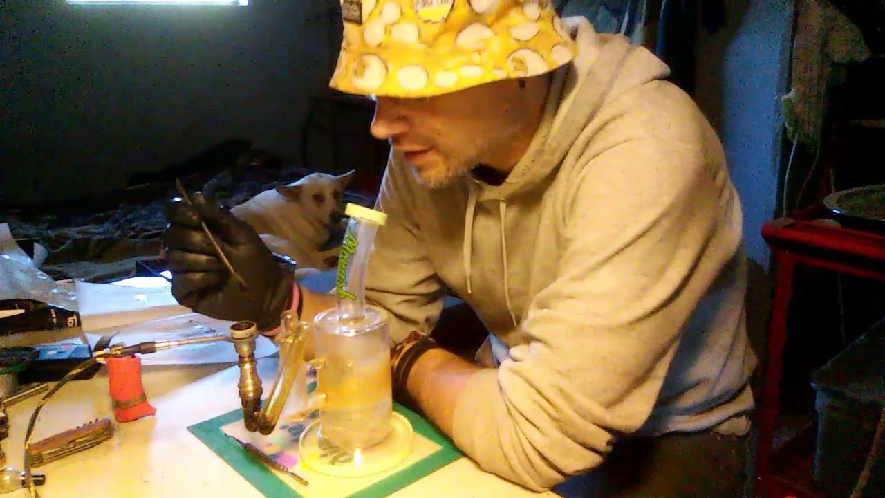 Taking a fat rosin dab after pressing 3 grams of terpy fire