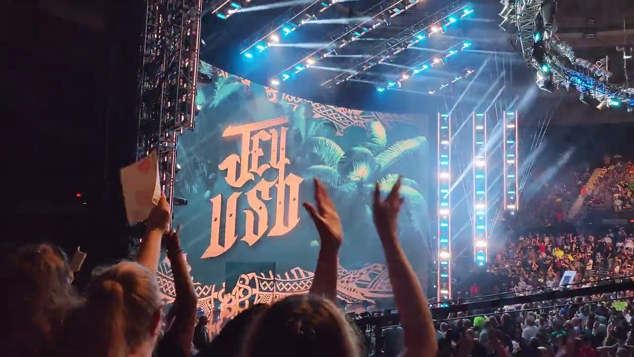 WWE Raw Opening Pyro & Jey Uso Entrance 9/11/2023 Norfolk Virginia 