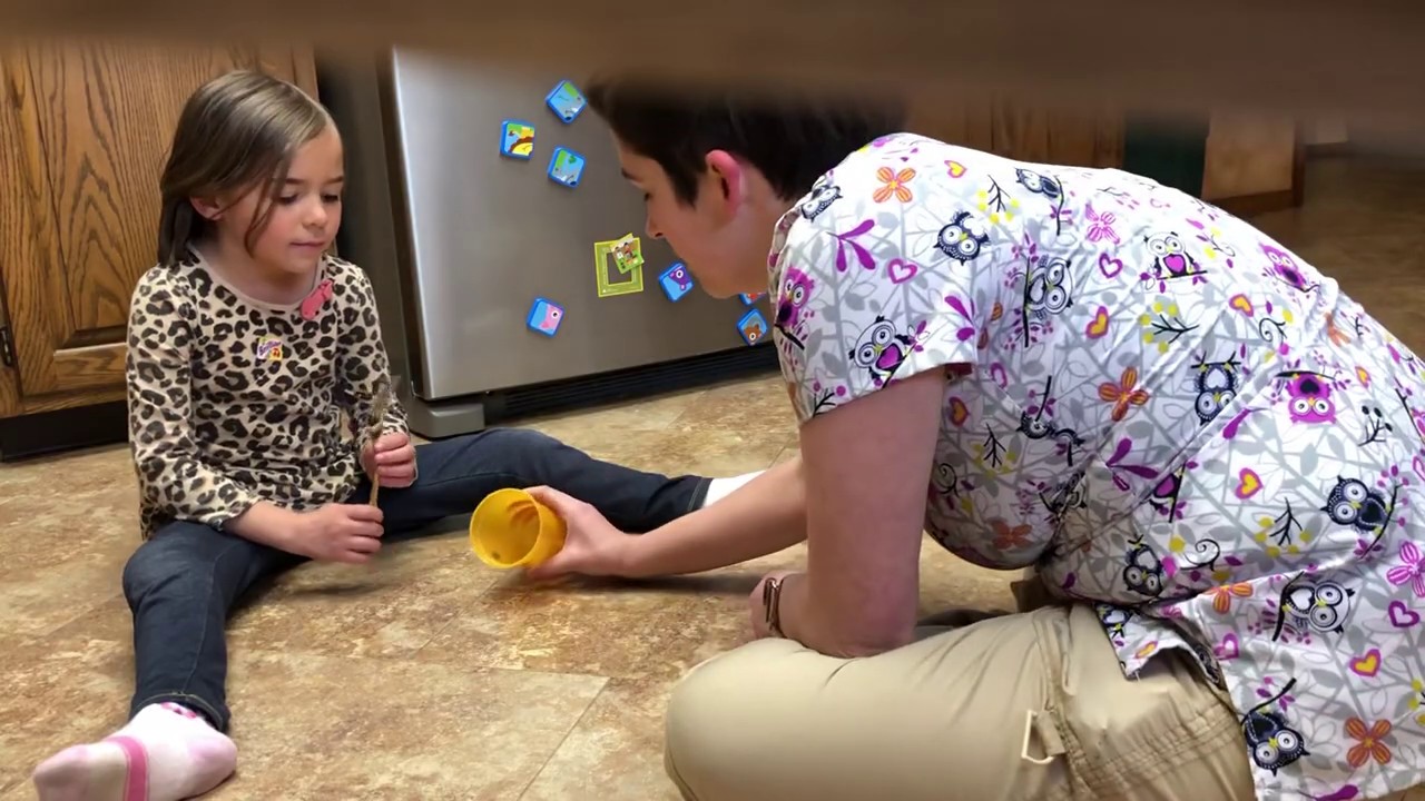Mommy Pranks Daughter With Water! You Won’t Believe Her Reaction! 🤣😂