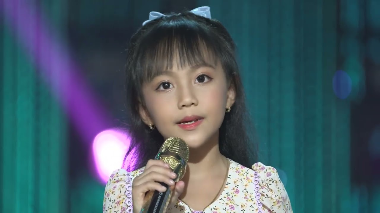 Chuyện Tình Hoa Muống Biển . Sáng tác : Hoàng Phương .Trình bày : Thảo My .