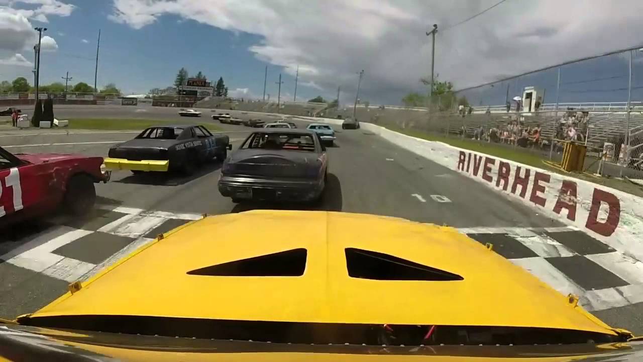 8 cylinder enduro 5-25-14 Riverhead Raceway