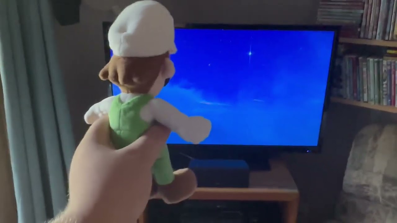 Fire Luigi watches the Disney DVD logo (MOST VIEWED VIDEO)