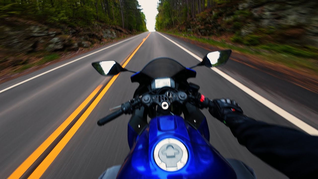 Is the Yamaha R3 FAST?? 💨 | Yamaha R3 | 4K