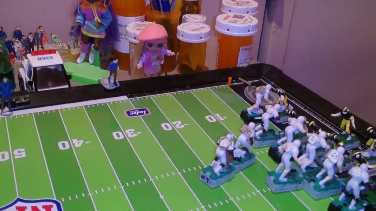 Watch the defensive tackle stop the fullback no touchdown 